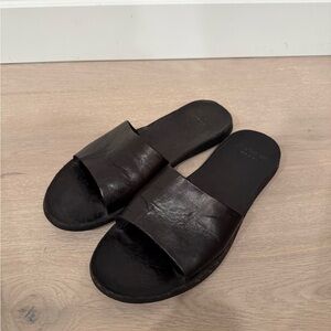 Gravitypope Black Leather Slide Sandals Italy